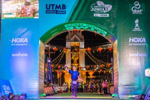 BIB: 1450
                            <button type="button" onclick="openModal(21813231)" class="btn btn-primary btn-sm float-right btn-popup" data-toggle="modal" data-target=".modal-high-quality">
                        <i class="fas fa-shopping-cart"></i> Add to Cart
                    </button>
                                            <button type="button" onclick="isThisMe(21813231, true)" class="btn btn-success btn-sm float-right btn-popup btn-isme hidden" data-toggle="tooltip" data-placement="bottom" title="นี่คือรูปของคุณใช่ไหม คลิกที่นี่เพื่อเอาเข้าอัลบั้ม">
                        <i class="fas fa-plus"></i> Add to album
                    </button>
                    <button type="button" onclick="isThisMe(21813231, false)" class="btn btn-warning btn-sm float-right btn-popup btn-isnotme hidden">
                        <i class="fas fa-ban"></i> Remove from album
                    </button>